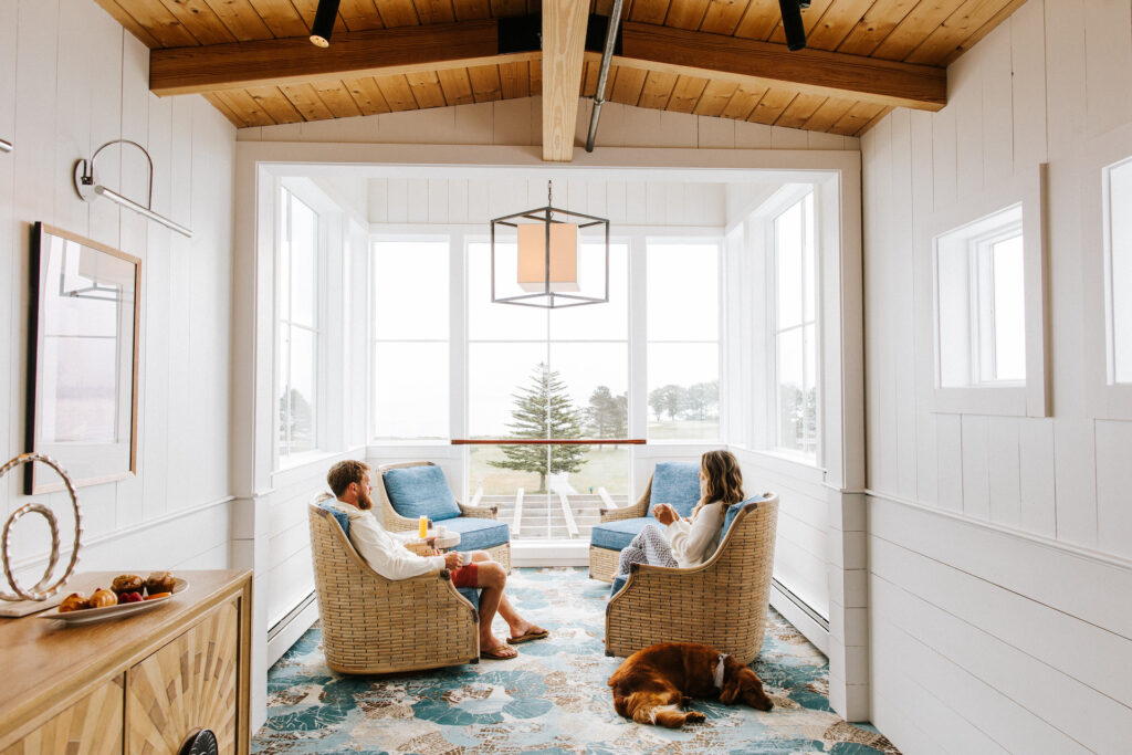 Samoset Resort Couple in Alcove