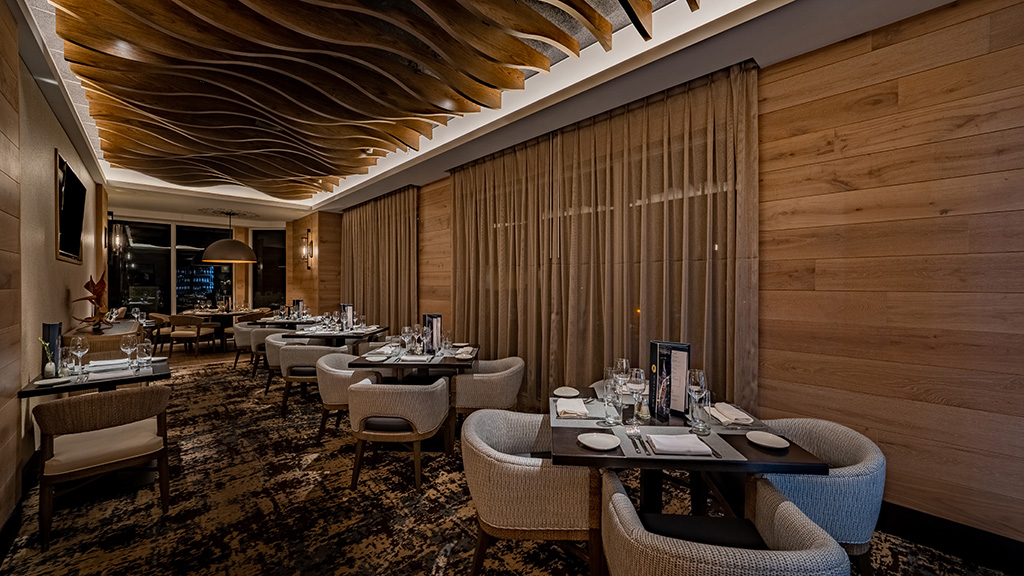 The semi-private dining area at Jupiter Beach Resort's Latitudes.