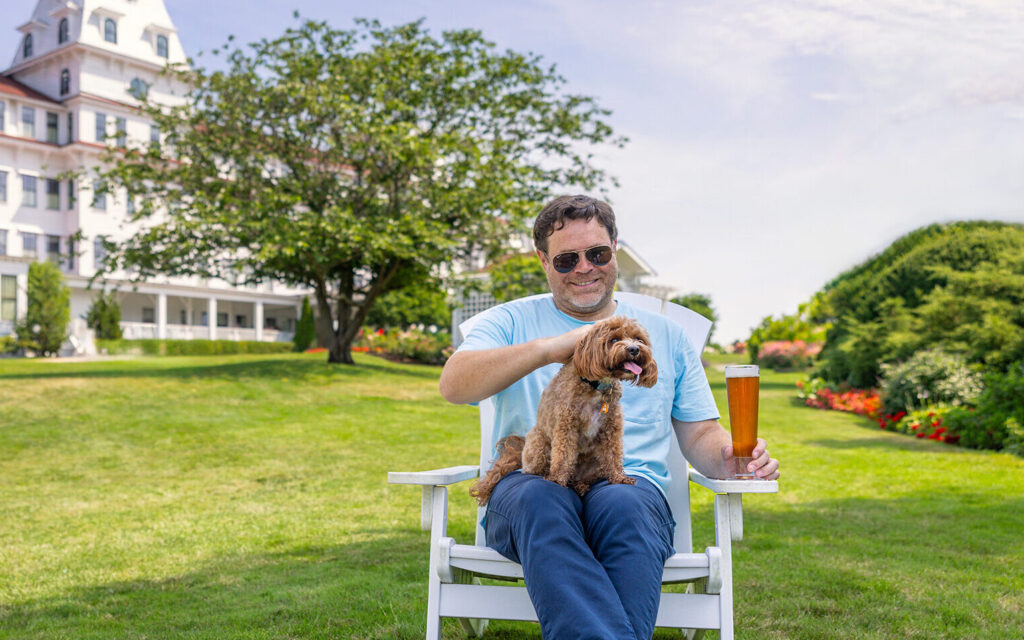 dog-friendly-resorts-hotels-opal-collection-s-opal-paws