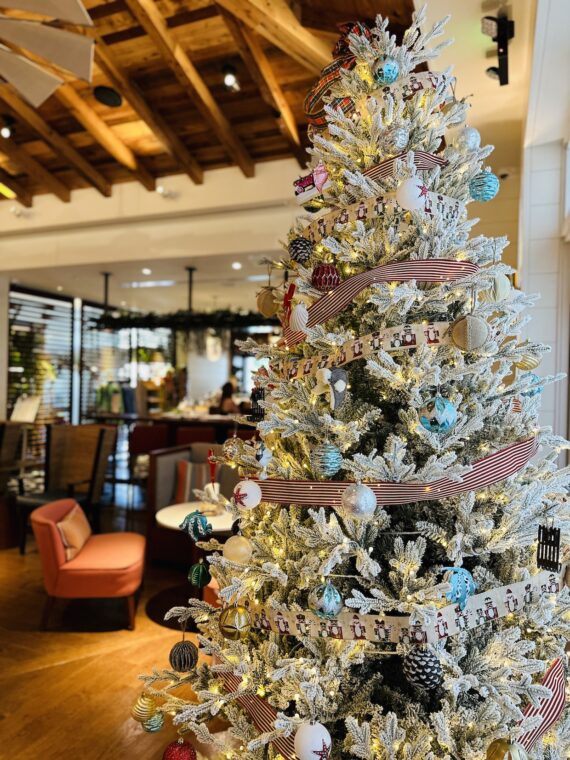 Lido Beach Resort Christmas Tree