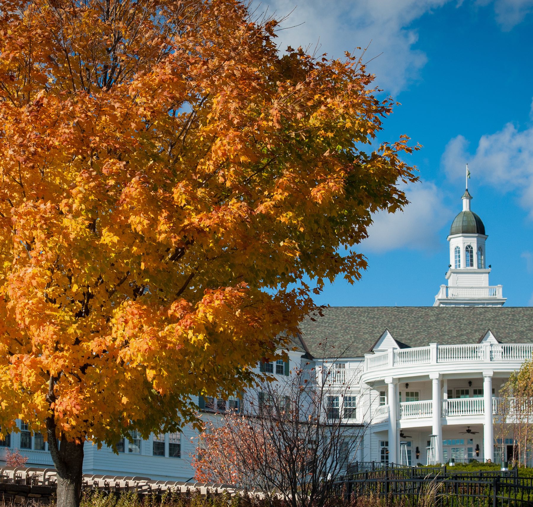 Sagamore Hotel with Fall Foliage