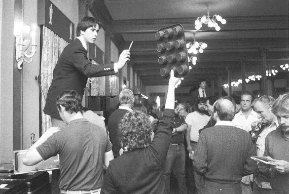 A historc photos of the 1982 auction at Wentworth by the Sea.
