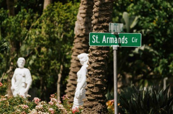 statues on st armans circle